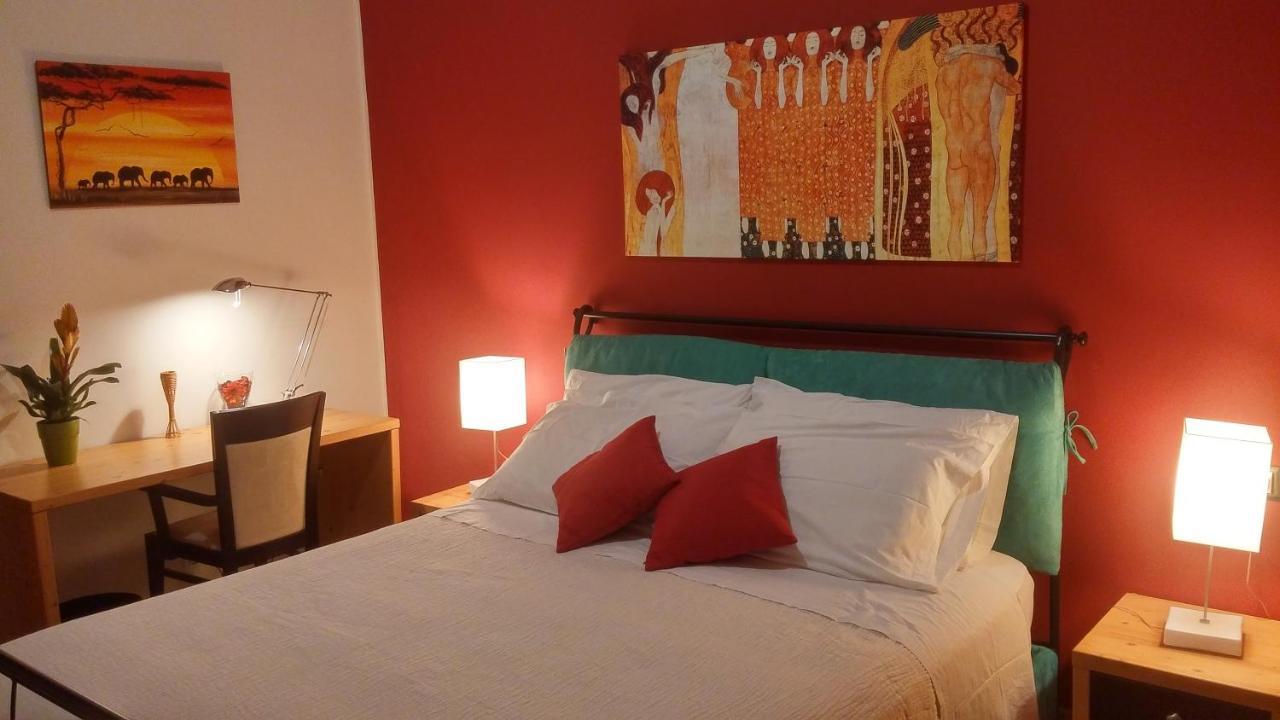 La Casa Del Melograno Bed and Breakfast Santa Venerina Eksteriør billede
